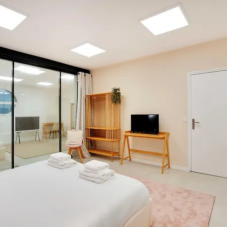 Chic And Modern Apt - 2br For 6p- Place De La Nation